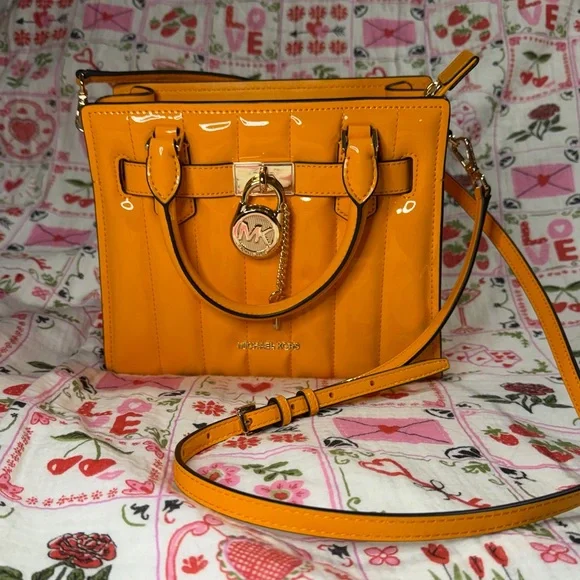 Michael Kors Hamilton Small Patent Satchel - Picture 2 of 8